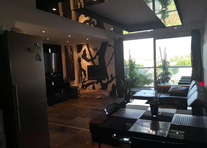 Fine Designed Flat 302 Λάρνακα